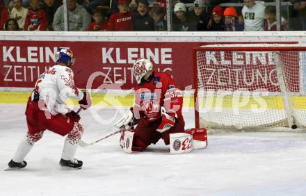 EBEL. Eishockey Bundesliga. KAC gegen	EC Red Bull Salzburg. David Madlener, (KAC), Thomas Raffl  (Salzburg). Klagenfurt, am 22.9.2019.
Foto: Kuess
www.qspictures.net

---
pressefotos, pressefotografie, kuess, qs, qspictures, sport, bild, bilder, bilddatenbank