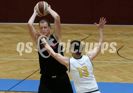 Basketball 2. Bundesliga. Grunddurchgang 1. Runde. Woerthersee Piraten gegen Mistelbach Mustangs. Rade Rodic,  (Piraten), Ivo Prachar (Mustangs). Klagenfurt, am 21.9.2019.
Foto: Kuess
www.qspictures.net

---
pressefotos, pressefotografie, kuess, qs, qspictures, sport, bild, bilder, bilddatenbank