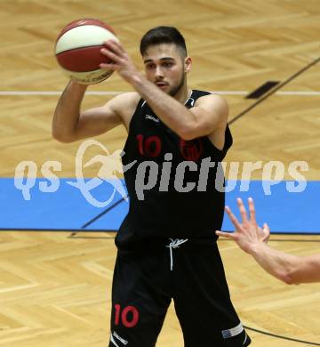 Basketball 2. Bundesliga. Grunddurchgang 1. Runde. Woerthersee Piraten gegen Mistelbach Mustangs. Julian Alper (Mustangs). Klagenfurt, am 21.9.2019.
Foto: Kuess
www.qspictures.net

---
pressefotos, pressefotografie, kuess, qs, qspictures, sport, bild, bilder, bilddatenbank
