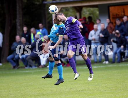 Fussball. 1. Klasse D. Eisenkappel gegem Globasnitz.  Toni Smrtnik (Eisenkappel), Dejan Podbreznik (Globasnitz). Eisenkappel, 21.9.2019.  
Foto: Kuess
www.qspictures.net
---
pressefotos, pressefotografie, kuess, qs, qspictures, sport, bild, bilder, bilddatenbank