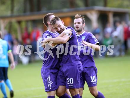 Fussball. 1. Klasse D. Eisenkappel gegem Globasnitz. Edin Avdic, David Smrtnik, Stefan Opietnik (Eisenkappel). Eisenkappel, 21.9.2019.  
Foto: Kuess
www.qspictures.net
---
pressefotos, pressefotografie, kuess, qs, qspictures, sport, bild, bilder, bilddatenbank