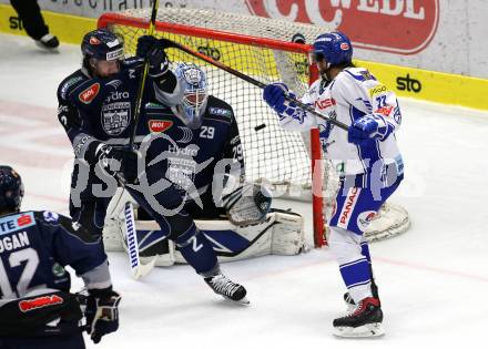 EBEL. Eishockey Bundesliga. EC VSV gegen Hydro Fehervar AV 19.  Christof Wappis,  (VSV), Michael Caruso (Alba Volan). Villach, am 27.9.2019.
Foto: Kuess
www.qspictures.net
---
pressefotos, pressefotografie, kuess, qs, qspictures, sport, bild, bilder, bilddatenbank