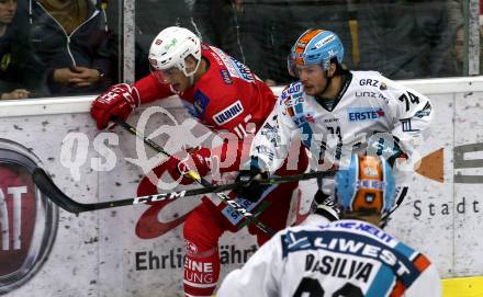 EBEL. Eishockey Bundesliga. KAC gegen	EHC Liwest Black Wings Linz. Haudum Lukas (KAC), Roach Josh (Linz). Klagenfurt, am 29.9.2019.
Foto: Kuess
www.qspictures.net

---
pressefotos, pressefotografie, kuess, qs, qspictures, sport, bild, bilder, bilddatenbank