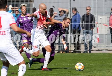 Fussball 2. Liga. SK Austria Klagenfurt gegen SK Vorwaerts Steyr. Okan Aydin,  (Austria Klagenfurt), Thomas Himmelfreundpointner (Vorwaerts Steyr). Klagenfurt, am 29.9.2019.
Foto: Kuess
www.qspictures.net
---
pressefotos, pressefotografie, kuess, qs, qspictures, sport, bild, bilder, bilddatenbank