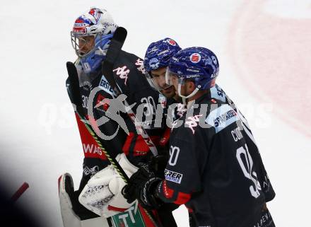 EBEL. Eishockey Bundesliga. EC VSV gegen HC TWK Innsbruck.  Jubel Connor James Motte, Tyler Spurgeon, Tyler Cuma (Innsbruck). Villach, am 4.10.2019.
Foto: Kuess
www.qspictures.net
---
pressefotos, pressefotografie, kuess, qs, qspictures, sport, bild, bilder, bilddatenbank