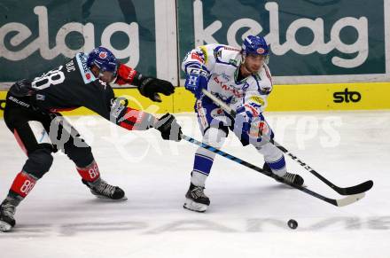 EBEL. Eishockey Bundesliga. EC VSV gegen HC TWK Innsbruck. Bernd Wolf,  (VSV), Miha Zajc  (Innsbruck). Villach, am 4.10.2019.
Foto: Kuess
www.qspictures.net
---
pressefotos, pressefotografie, kuess, qs, qspictures, sport, bild, bilder, bilddatenbank