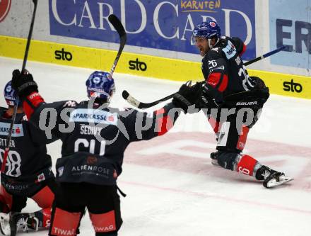 EBEL. Eishockey Bundesliga. EC VSV gegen HC TWK Innsbruck.  Torjubel Joel Broda, Jan Lattner, Ondrej Sedivy  (Innsbruck). Villach, am 4.10.2019.
Foto: Kuess
www.qspictures.net
---
pressefotos, pressefotografie, kuess, qs, qspictures, sport, bild, bilder, bilddatenbank