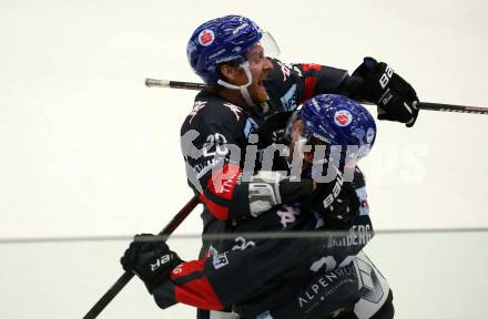 EBEL. Eishockey Bundesliga. EC VSV gegen HC TWK Innsbruck.  Torjubel Jesper Thoernberg, Michael Boivin  (Innsbruck). Villach, am 4.10.2019.
Foto: Kuess
www.qspictures.net
---
pressefotos, pressefotografie, kuess, qs, qspictures, sport, bild, bilder, bilddatenbank