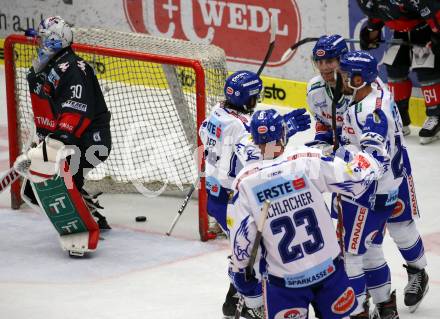 EBEL. Eishockey Bundesliga. EC VSV gegen HC TWK Innsbruck. Torjubel Martin Ulmer, Markus Schlacher, Chris Collins, Nico Brunner  (VSV). Villach, am 4.10.2019.
Foto: Kuess
www.qspictures.net
---
pressefotos, pressefotografie, kuess, qs, qspictures, sport, bild, bilder, bilddatenbank