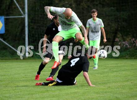 Fussball. 2. Klasse C. Gurk gegen Soerg. Dragan Sprecakovic (Gurk), Georg Franz Koechl (Soerg). Gurk, 28.9.2019.
Foto: Kuess
www.qspictures.net
---
pressefotos, pressefotografie, kuess, qs, qspictures, sport, bild, bilder, bilddatenbank