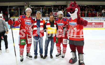 EBEL. Eishockey Bundesliga. KAC gegen	Moser Medical Graz99ers. Marco Richter, Spieler des Abends Thomas Koch (KAC). Klagenfurt, am 6.10.2019.
Foto: Kuess
www.qspictures.net

---
pressefotos, pressefotografie, kuess, qs, qspictures, sport, bild, bilder, bilddatenbank