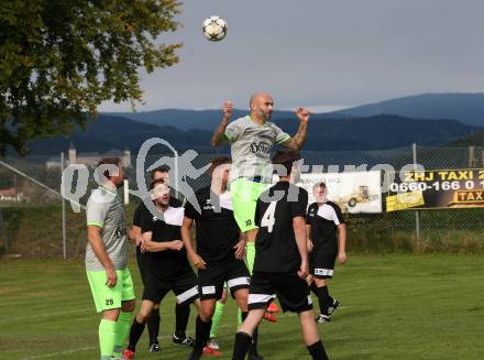 Fussball. 2. Klasse C. Gurk gegen Soerg. Dragan Sprecakovic, Michael Felsberger (Gurk), Hajrush Tifeku, Martin Stark , Georg Franz Koechl, (Soerg). Gurk, 28.9.2019.
Foto: Kuess
www.qspictures.net
---
pressefotos, pressefotografie, kuess, qs, qspictures, sport, bild, bilder, bilddatenbank