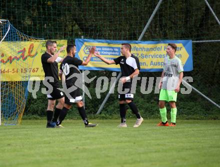 Fussball. 2. Klasse C. Gurk gegen Soerg.  Torjubel  Denis Sahitaj, Raphael Prenter, Pascal Stefan Eichwalder (Soerg). Gurk, 28.9.2019.
Foto: Kuess
www.qspictures.net
---
pressefotos, pressefotografie, kuess, qs, qspictures, sport, bild, bilder, bilddatenbank