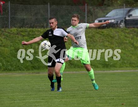 Fussball. 2. Klasse C. Gurk gegen Soerg. Alexander Walter Klingbacher  (Gurk), Raphael Prenter (Soerg). Gurk, 28.9.2019.
Foto: Kuess
www.qspictures.net
---
pressefotos, pressefotografie, kuess, qs, qspictures, sport, bild, bilder, bilddatenbank