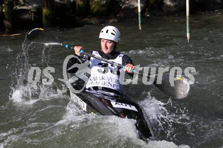 Wildwassersport. Kanu, Kajak. Antonia Oschmautz. Gurkerbruecke, am 6.10.2019.
Foto: Kuess
www.qspictures.net
---
pressefotos, pressefotografie, kuess, qs, qspictures, sport, bild, bilder, bilddatenbank