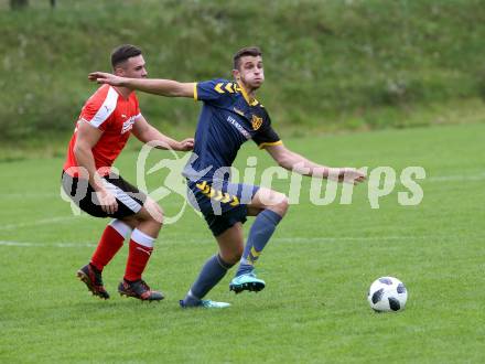 Fussball. 2. Klasse B. SG SK WeiÃenstein/SV Toeplitsch gegen Gitschtal.  Lukas Allmaier (WeiÃenstein), Daniel Christian Zankl (Gitschtal.). WeiÃenstein, 5.10.2019.
Foto: Kuess
www.qspictures.net
---
pressefotos, pressefotografie, kuess, qs, qspictures, sport, bild, bilder, bilddatenbank