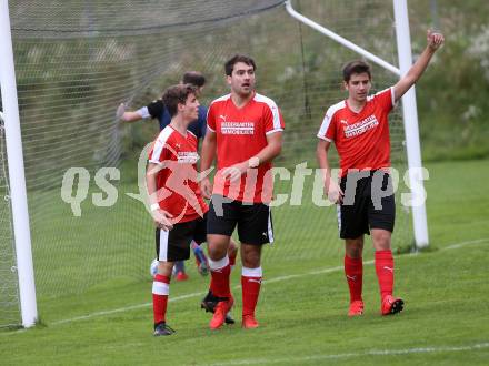 Fussball. 2. Klasse B. SG SK WeiÃenstein/SV Toeplitsch gegen Gitschtal.  Torjubel Marco Domenig, Andreas Holzfeind, Mario Santner  (Gitschtal.). WeiÃenstein, 5.10.2019.
Foto: Kuess
www.qspictures.net
---
pressefotos, pressefotografie, kuess, qs, qspictures, sport, bild, bilder, bilddatenbank