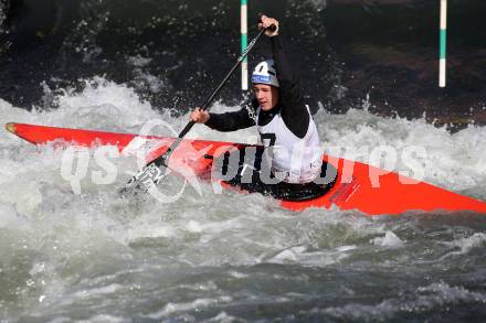 Wildwassersport. Kanu, Kajak. Timo Haselmaier-Muellneritsch. Gurkerbruecke, am 6.10.2019.
Foto: Kuess
www.qspictures.net
---
pressefotos, pressefotografie, kuess, qs, qspictures, sport, bild, bilder, bilddatenbank