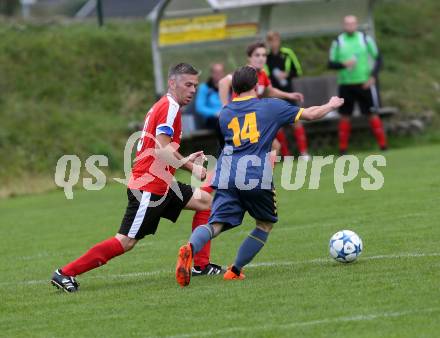 Fussball. 2. Klasse B. SG SK WeiÃenstein/SV Toeplitsch gegen Gitschtal.  Lukas Tauchhammer (WeiÃenstein), Christian Flaschberger  (Gitschtal.). WeiÃenstein, 5.10.2019.
Foto: Kuess
www.qspictures.net
---
pressefotos, pressefotografie, kuess, qs, qspictures, sport, bild, bilder, bilddatenbank