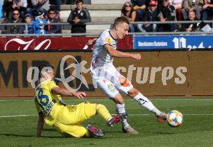 Fussball Bundesliga. RZ Pellets WAC gegen spusu SKN St. Poelten. Marcel Ritzmaier,  (WAC), Martin Rasner (St. Poelten). Wolfsberg, am 6.10.2019.
Foto: Kuess
www.qspictures.net

---
pressefotos, pressefotografie, kuess, qs, qspictures, sport, bild, bilder, bilddatenbank