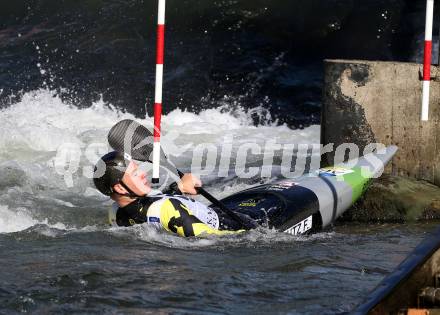 Wildwassersport. Kanu, Kajak. Felix Oschmautz. Gurkerbruecke, am 6.10.2019.
Foto: Kuess
www.qspictures.net
---
pressefotos, pressefotografie, kuess, qs, qspictures, sport, bild, bilder, bilddatenbank