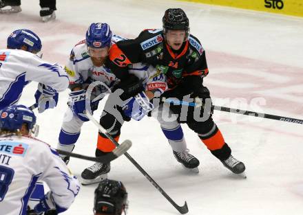 EBEL. Eishockey Bundesliga. EC VSV gegen Moser Medical Graz99ers.   Jamie Fraser, (VSV), Joakim Hillding  (Graz). Villach, am 13.10.2019.
Foto: Kuess
www.qspictures.net
---
pressefotos, pressefotografie, kuess, qs, qspictures, sport, bild, bilder, bilddatenbank