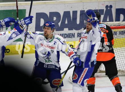 EBEL. Eishockey Bundesliga. EC VSV gegen Moser Medical Graz99ers.   Torjubel Marko Poeyhoenen, Miika Lahti (VSV). Villach, am 13.10.2019.
Foto: Kuess
www.qspictures.net
---
pressefotos, pressefotografie, kuess, qs, qspictures, sport, bild, bilder, bilddatenbank