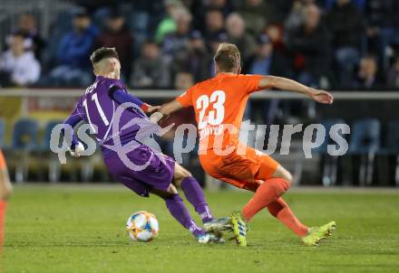 Fussball 2. Liga. SK Austria Klagenfurt gegen  SV Horn. Okan Aydin,  (Austria Klagenfurt), Andree Neumayer (Horn). Klagenfurt, am 18.10.2019.
Foto: Kuess
www.qspictures.net
---
pressefotos, pressefotografie, kuess, qs, qspictures, sport, bild, bilder, bilddatenbank