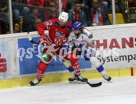 EBEL. Eishockey Bundesliga. KAC gegen	VSV. Comrie Adam (KAC),  Wappis Christof (VSV). Klagenfurt, am 18.10.2019.
Foto: Kuess
www.qspictures.net

---
pressefotos, pressefotografie, kuess, qs, qspictures, sport, bild, bilder, bilddatenbank