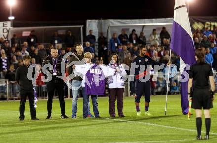 Fussball 2. Liga. SK Austria Klagenfurt gegen  SV Horn. Gedenkminute fuer Fan Willi. Klagenfurt, am 18.10.2019.
Foto: Kuess
www.qspictures.net
---
pressefotos, pressefotografie, kuess, qs, qspictures, sport, bild, bilder, bilddatenbank