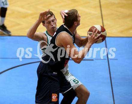 Basketball 2. Bundesliga. Grunddurchgang 5. Runde. KOS Celovec gegen BBC Nord Dragonz. Andi Smrtnik (KOS Celovec), Filip Mileta (Nord Dragonz). Klagenfurt, am 19.10.2019.
Foto: Kuess
www.qspictures.net

---
pressefotos, pressefotografie, kuess, qs, qspictures, sport, bild, bilder, bilddatenbank
