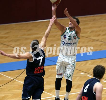 Basketball 2. Bundesliga. Grunddurchgang 5. Runde. KOS Celovec gegen BBC Nord Dragonz.  Tiso Cvetkovic (KOS Celovec), Dragisa Najdanovic (Nord Dragonz). Klagenfurt, am 19.10.2019.
Foto: Kuess
www.qspictures.net

---
pressefotos, pressefotografie, kuess, qs, qspictures, sport, bild, bilder, bilddatenbank