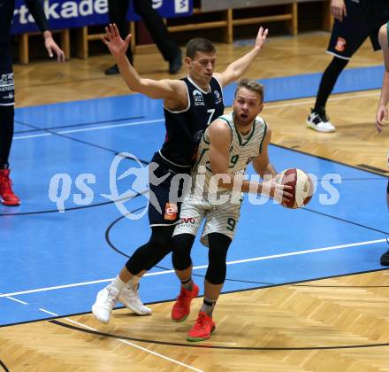 Basketball 2. Bundesliga. Grunddurchgang 5. Runde. KOS Celovec gegen BBC Nord Dragonz. Tim Huber (KOS Celovec), Dragisa Najdanovic (Nord Dragonz). Klagenfurt, am 19.10.2019.
Foto: Kuess
www.qspictures.net

---
pressefotos, pressefotografie, kuess, qs, qspictures, sport, bild, bilder, bilddatenbank
