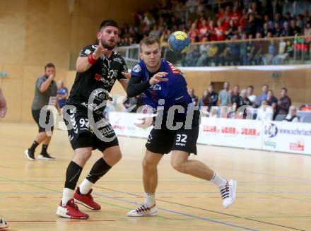 HLA. Handball BUndesliga. SC Kelag Ferlach gegen HSG Remus Baernbach/Koeflach.  Matic Kotar,  (SCF), Jadranko Stojanovic (Baernbach/Koeflach). Ferlach, am 12.10.2019.
Foto: Kuess
www.qspictures.net

---
pressefotos, pressefotografie, kuess, qs, qspictures, sport, bild, bilder, bilddatenbank