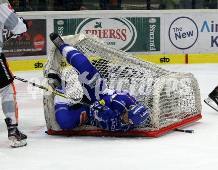 EBEL. Eishockey Bundesliga. EC VSV gegen Dornbirn Bulldogs	. Miika Lahti
 (VSV),  Juha Rasmus Rinne  (Dornbirn). Villach, am 20.10.2019.
Foto: Kuess
www.qspictures.net
---
pressefotos, pressefotografie, kuess, qs, qspictures, sport, bild, bilder, bilddatenbank