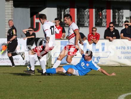 Fussball. 2. Klasse D. St. Paul gegen Maria Rojach. Robert Franz Kienzl, Franco Golec (St. Paul),  Marcel Manfred Maierhold (Maria Rojach). St. Paul, am 12.10.2019.
Foto: Kuess
www.qspictures.net

---
pressefotos, pressefotografie, kuess, qs, qspictures, sport, bild, bilder, bilddatenbank