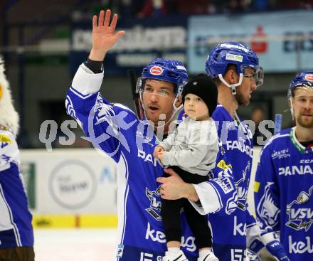 EBEL. Eishockey Bundesliga. EC VSV gegen Dornbirn Bulldogs	.  Brodie Reid mit Sohn (VSV). Villach, am 20.10.2019.
Foto: Kuess
www.qspictures.net
---
pressefotos, pressefotografie, kuess, qs, qspictures, sport, bild, bilder, bilddatenbank