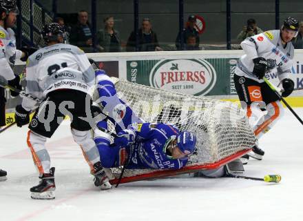 EBEL. Eishockey Bundesliga. EC VSV gegen Dornbirn Bulldogs	. Miika Lahti
 (VSV),  Juha Rasmus Rinne  (Dornbirn). Villach, am 20.10.2019.
Foto: Kuess
www.qspictures.net
---
pressefotos, pressefotografie, kuess, qs, qspictures, sport, bild, bilder, bilddatenbank