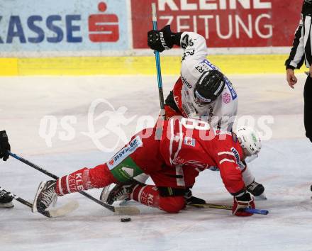 EBEL. Eishockey Bundesliga. KAC gegen	HC Orli Znojmo. Thomas Koch, (KAC),  Matej Cesik  (Znojmo). Klagenfurt, am 25.10.2019.
Foto: Kuess
www.qspictures.net

---
pressefotos, pressefotografie, kuess, qs, qspictures, sport, bild, bilder, bilddatenbank