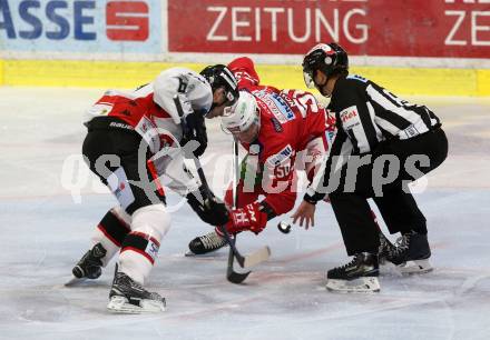 EBEL. Eishockey Bundesliga. KAC gegen	HC Orli Znojmo.  Matthew Neal, (KAC), Philip McRae  (Znojmo). Klagenfurt, am 25.10.2019.
Foto: Kuess
www.qspictures.net

---
pressefotos, pressefotografie, kuess, qs, qspictures, sport, bild, bilder, bilddatenbank