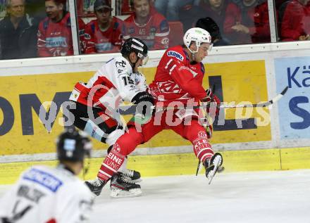 EBEL. Eishockey Bundesliga. KAC gegen	HC Orli Znojmo. Lukas Haudum,  (KAC), Ales Sova (Znojmo). Klagenfurt, am 25.10.2019.
Foto: Kuess
www.qspictures.net

---
pressefotos, pressefotografie, kuess, qs, qspictures, sport, bild, bilder, bilddatenbank
