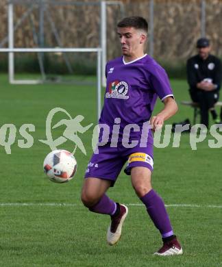 Fussball Unterliga Ost. Woelfnitz gegen SK Austria KLagenfurt.  Enis Pajalic  (Austria KLagenfurt). Woelfnitz, am 19.10.2019.
Foto: Kuess
www.qspictures.net

---
pressefotos, pressefotografie, kuess, qs, qspictures, sport, bild, bilder, bilddatenbank