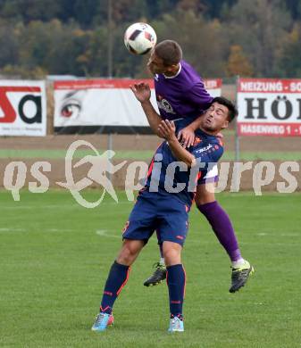 Fussball Unterliga Ost. Woelfnitz gegen SK Austria KLagenfurt. Michael Schneider,  (Woelfnitz), Valerii Timchenko (Austria KLagenfurt). Woelfnitz, am 19.10.2019.
Foto: Kuess
www.qspictures.net

---
pressefotos, pressefotografie, kuess, qs, qspictures, sport, bild, bilder, bilddatenbank
