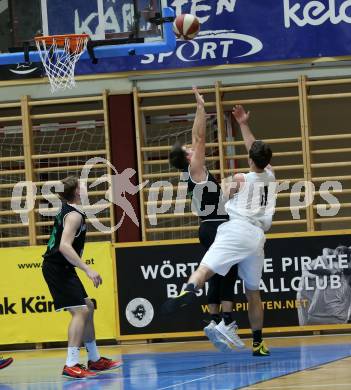 Basketball Zweite Liga 2019/2020. Grunddurchgang 6. Runde. Woerthersee Piraten gegen Deutsch Wagram Alligators. Andreas Nuck  (Piraten),  Elias Wlasak, Patrick Schmid (Alligators). Klagenfurt, am 26.10.2019.
Foto: Kuess
www.qspictures.net

---
pressefotos, pressefotografie, kuess, qs, qspictures, sport, bild, bilder, bilddatenbank