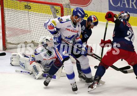 EBEL. Eishockey Bundesliga. EC VSV gegen EC Red Bull Salzburg.  Alen Bilic, Brandon Maxwell, (VSV), Florian Baltram  (Salzburg). Villach, am 27.10.2019.
Foto: Kuess
www.qspictures.net
---
pressefotos, pressefotografie, kuess, qs, qspictures, sport, bild, bilder, bilddatenbank