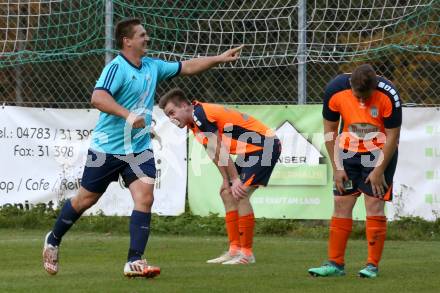 Fussball 1. KLasse A. Penk gegen Oberres Moelltal.  Torjubel Christian Kriegl (Penk). Penk, am 26.10.2019.
Foto: Kuess
www.qspictures.net

---
pressefotos, pressefotografie, kuess, qs, qspictures, sport, bild, bilder, bilddatenbank