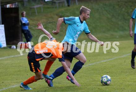 Fussball 1. KLasse A. Penk gegen Oberres Moelltal. Martin Kummer ,  (Penk),  Dominik Adolf Fercher  (Oberes Moelltal). Penk, am 26.10.2019.
Foto: Kuess
www.qspictures.net

---
pressefotos, pressefotografie, kuess, qs, qspictures, sport, bild, bilder, bilddatenbank