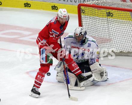 EBEL. Eishockey Bundesliga. EC VSV gegen KAC.  Maxwell Brandon (VSV),  Petersen Nicholas Eric (KAC). Villach, am 3.11.2019.
Foto: Kuess
www.qspictures.net
---
pressefotos, pressefotografie, kuess, qs, qspictures, sport, bild, bilder, bilddatenbank