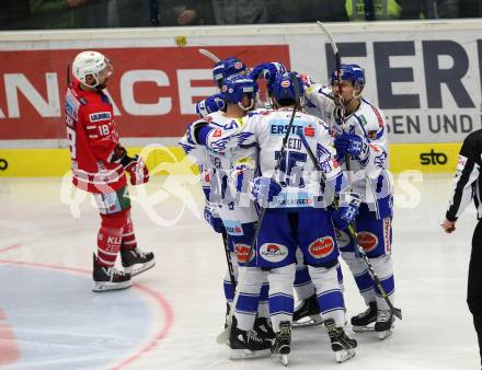 EBEL. Eishockey Bundesliga. EC VSV gegen KAC. Torjubel Reid Brodie, Poeyhoenen Marko, Pollastrone Jerry, Karlsson Anton, Fraser Jamie (VSV). Villach, am 3.11.2019.
Foto: Kuess
www.qspictures.net
---
pressefotos, pressefotografie, kuess, qs, qspictures, sport, bild, bilder, bilddatenbank