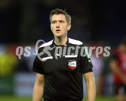 Fussball Kaerntner Liga. Treibach gegen St. Jakob/Ros. .  Schiedsrichter Martin Begusch. Treibach, am 9.11.2019.
Foto: Kuess
www.qspictures.net
---
pressefotos, pressefotografie, kuess, qs, qspictures, sport, bild, bilder, bilddatenbank